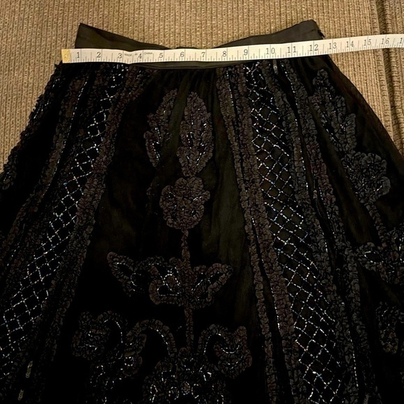- Needle & Thread Embellished Tulle Lace Midi Skirt. - Picture 5 of 12
